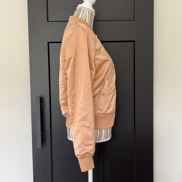 H&M - Bomber Jacket - Picture 6 of 13